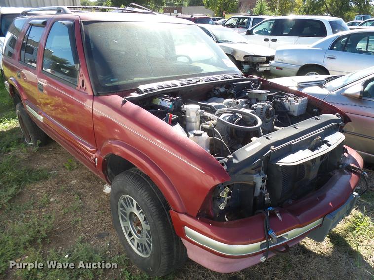 image for item L2722 1995 GMC Jimmy SUV