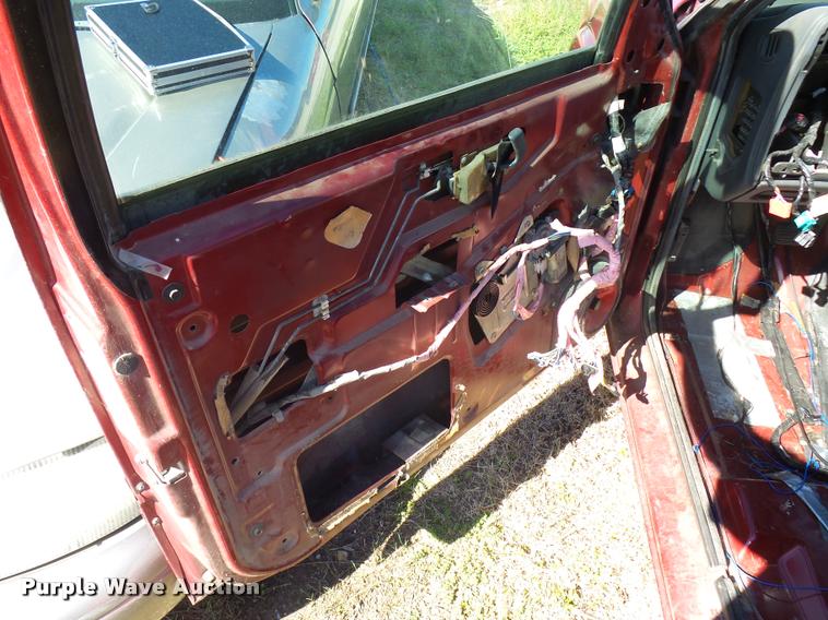 image for item L2722 1995 GMC Jimmy SUV