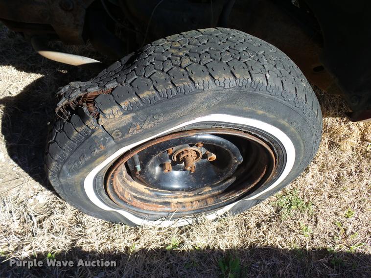 image for item L2722 1995 GMC Jimmy SUV