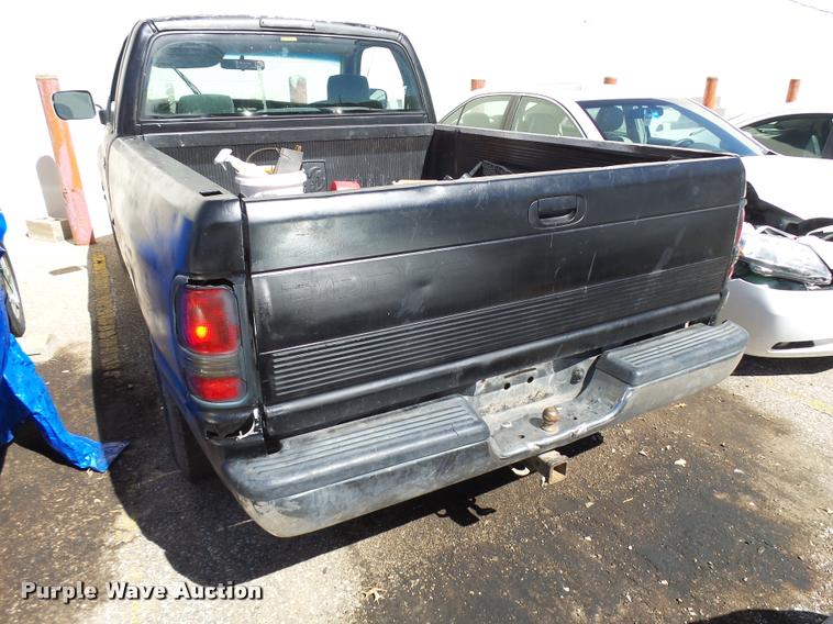 image for item L2723 1996 Dodge Ram 1500 pickup truck