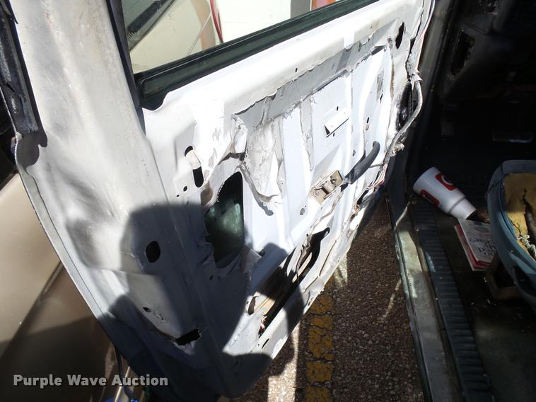 image for item L2723 1996 Dodge Ram 1500 pickup truck