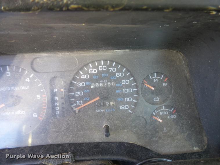 image for item L2723 1996 Dodge Ram 1500 pickup truck