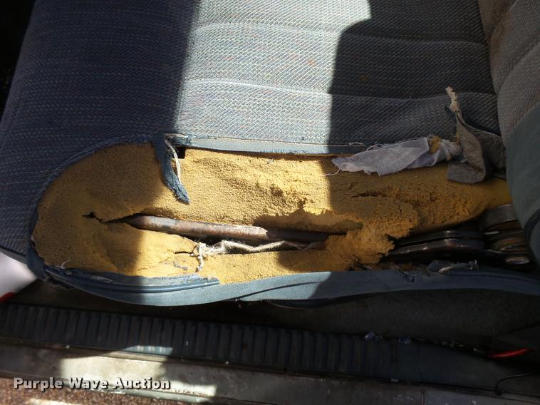 image for item L2723 1996 Dodge Ram 1500 pickup truck