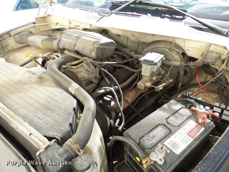 image for item L2723 1996 Dodge Ram 1500 pickup truck