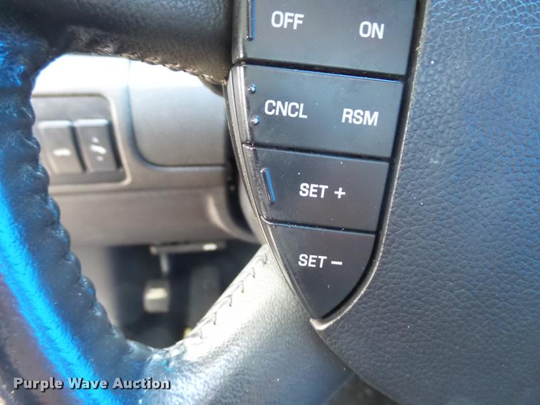 image for item L2727 2006 Ford Five Hundred