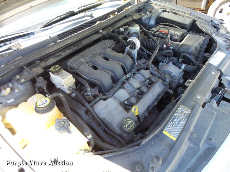 image for item L2727 2006 Ford Five Hundred