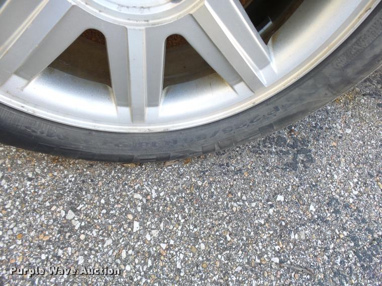 image for item L2727 2006 Ford Five Hundred