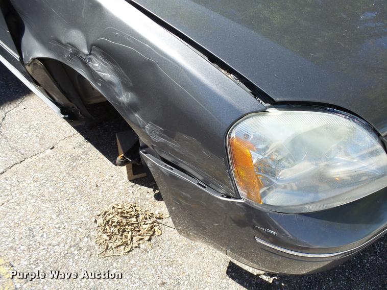 image for item L2727 2006 Ford Five Hundred