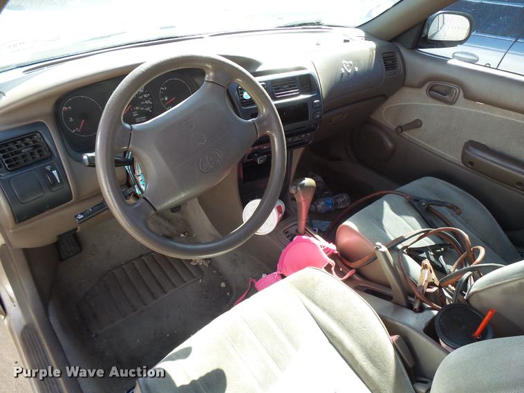 image for item L2729 1996 Toyota Corolla