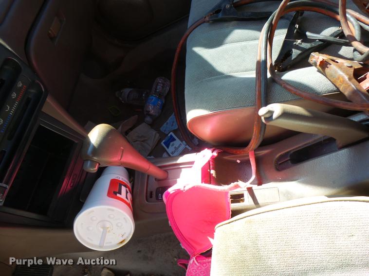 image for item L2729 1996 Toyota Corolla