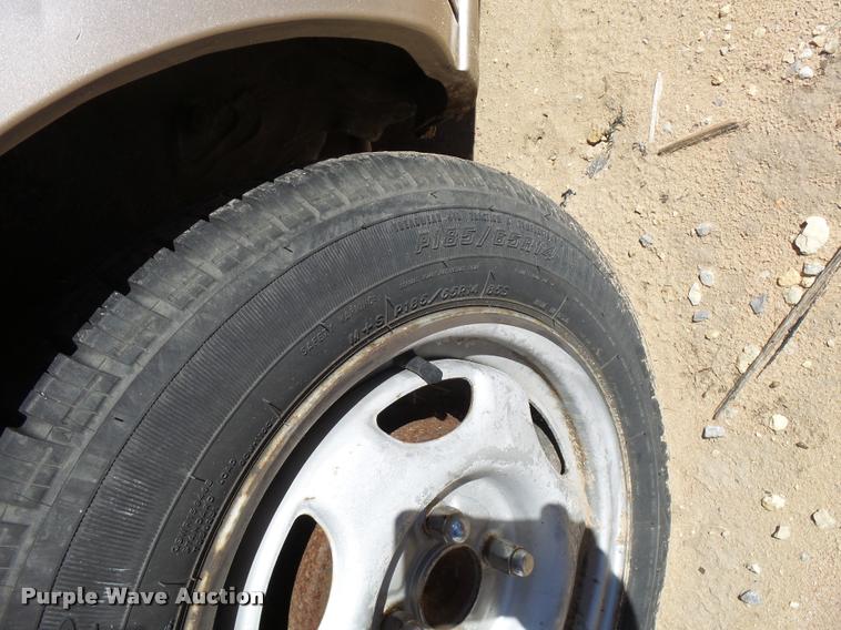 image for item L2729 1996 Toyota Corolla