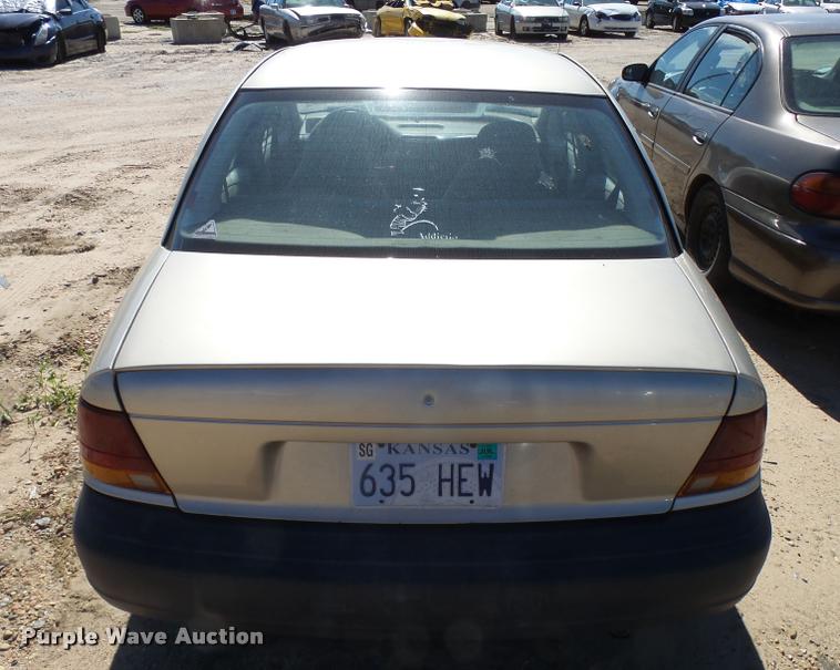 image for item L2730 1996 Saturn SL SL1