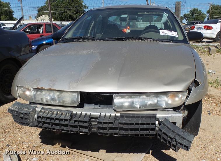 image for item L2730 1996 Saturn SL SL1