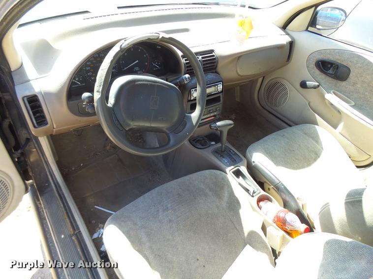 image for item L2730 1996 Saturn SL SL1