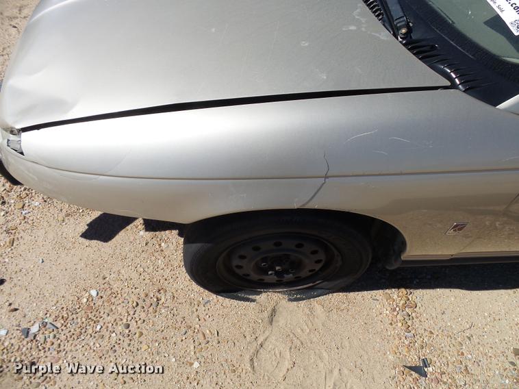 image for item L2730 1996 Saturn SL SL1