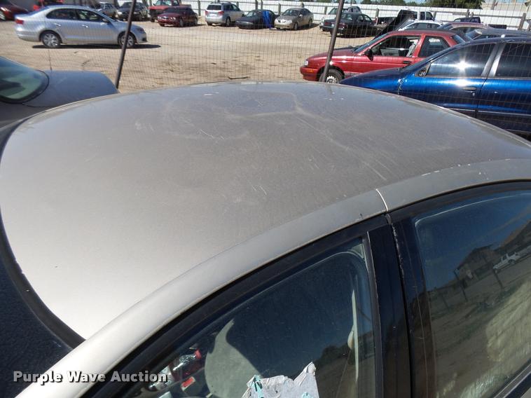 image for item L2730 1996 Saturn SL SL1