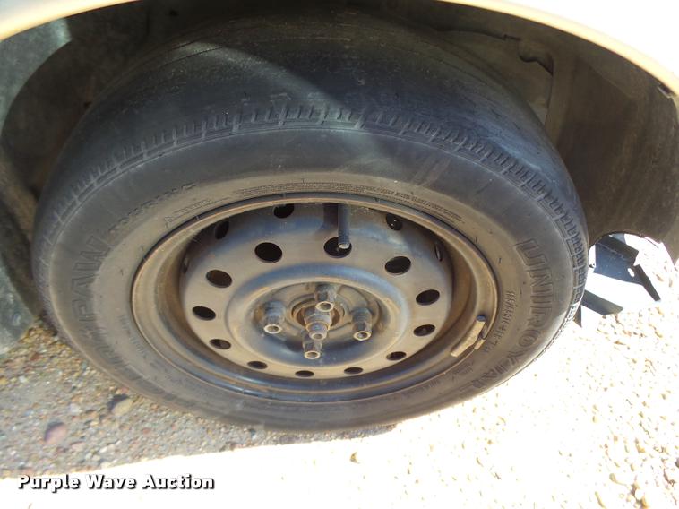 image for item L2730 1996 Saturn SL SL1