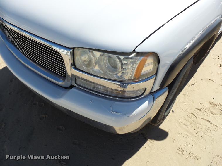 image for item L2731 1999 GMC Sierra 1500 Ext. Cab pickup truck