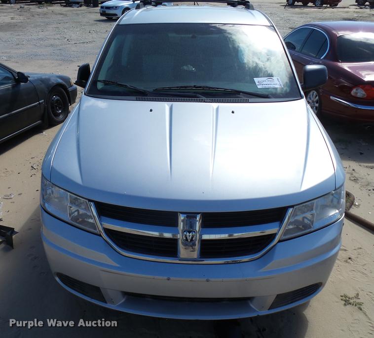 image for item L2732 2009 Dodge Journey SUV