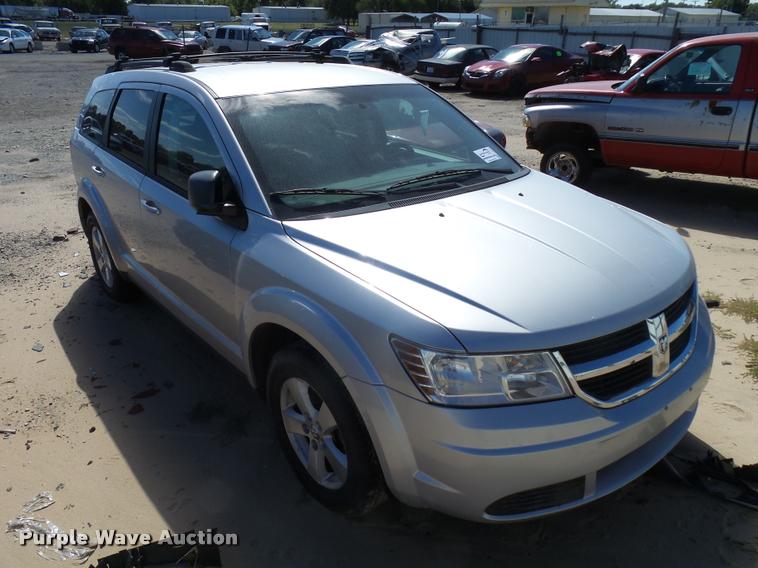 image for item L2732 2009 Dodge Journey SUV