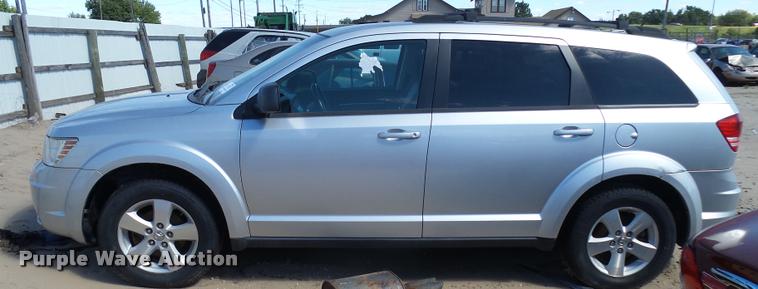 image for item L2732 2009 Dodge Journey SUV