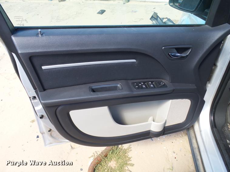 image for item L2732 2009 Dodge Journey SUV