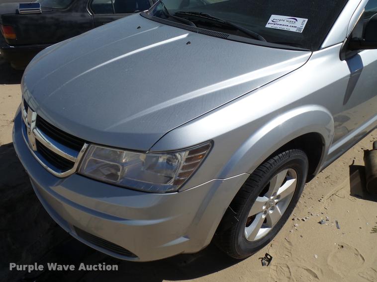 image for item L2732 2009 Dodge Journey SUV