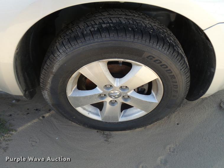 image for item L2732 2009 Dodge Journey SUV