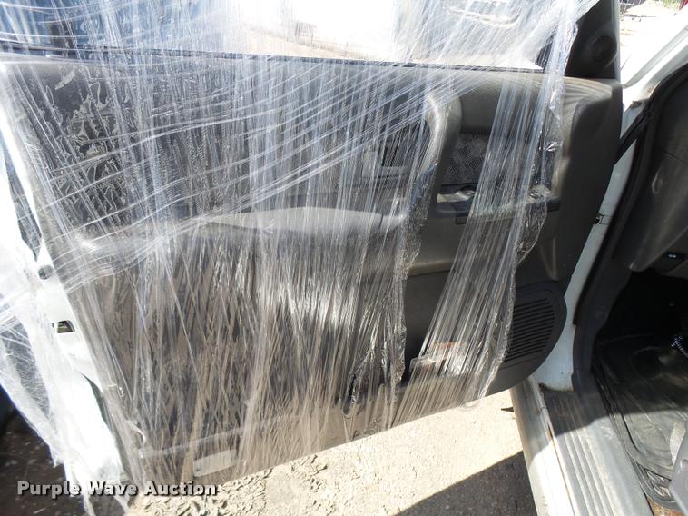 image for item L2733 2000 Isuzu Trooper SUV