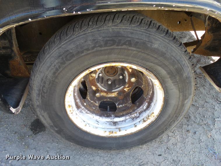 image for item L2734 1985 Chevrolet S10 pickup truck