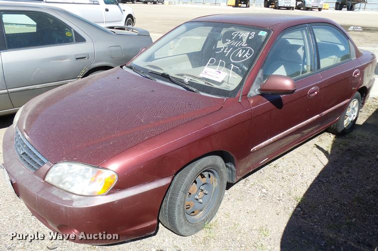 image for item L2736 2002 Kia Spectra
