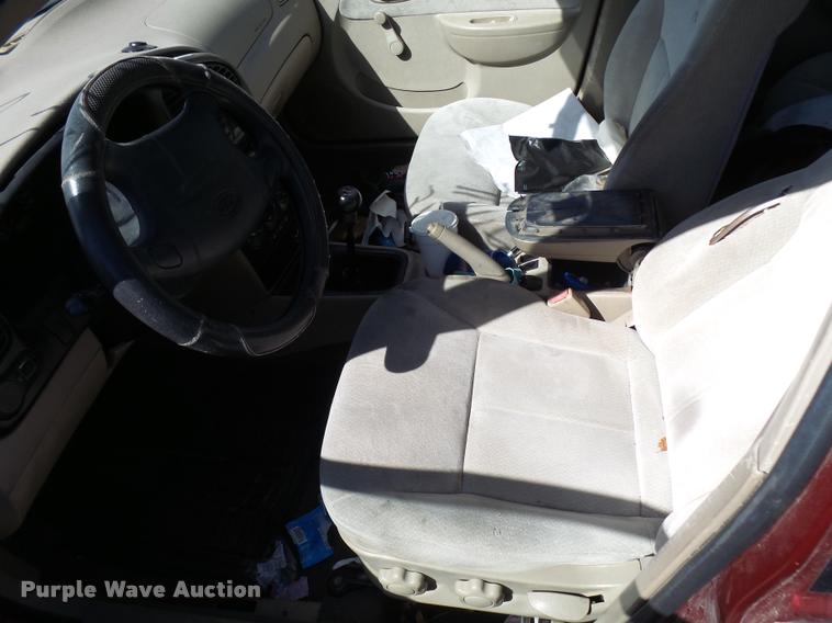 image for item L2736 2002 Kia Spectra