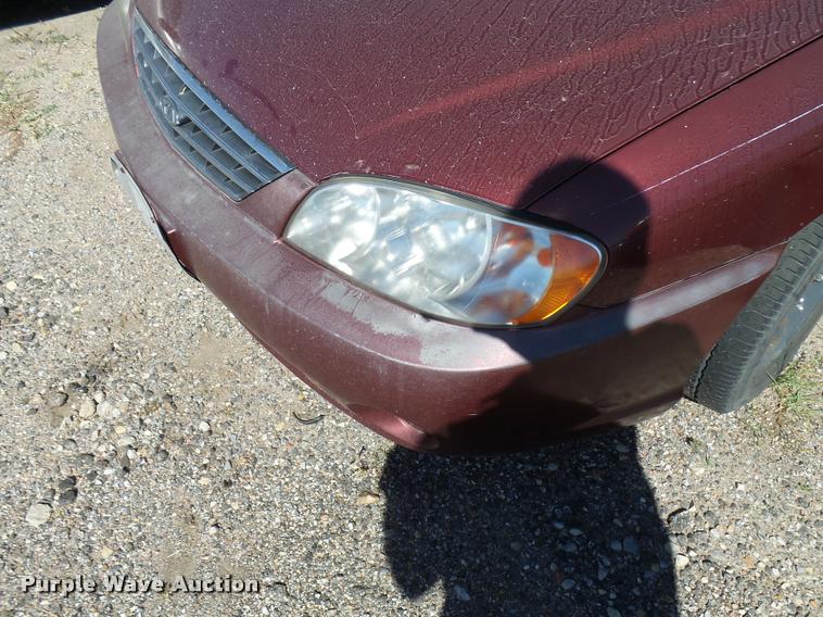 image for item L2736 2002 Kia Spectra