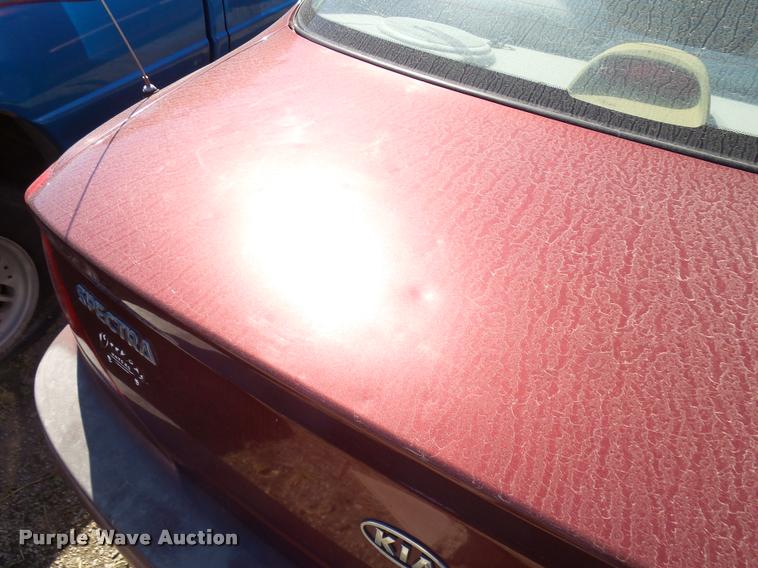 image for item L2736 2002 Kia Spectra