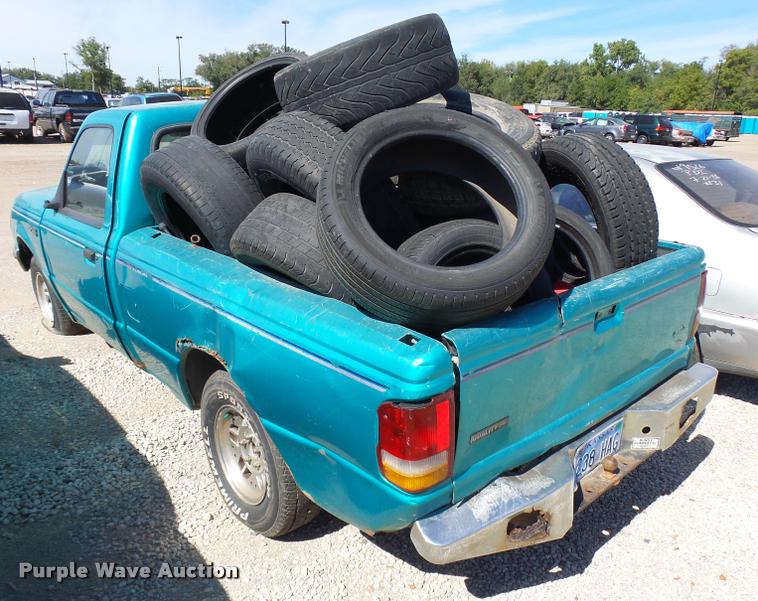 image for item L2737 1994 Ford Ranger pickup truck