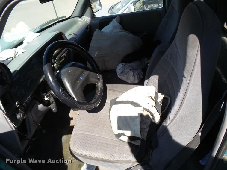 image for item L2737 1994 Ford Ranger pickup truck