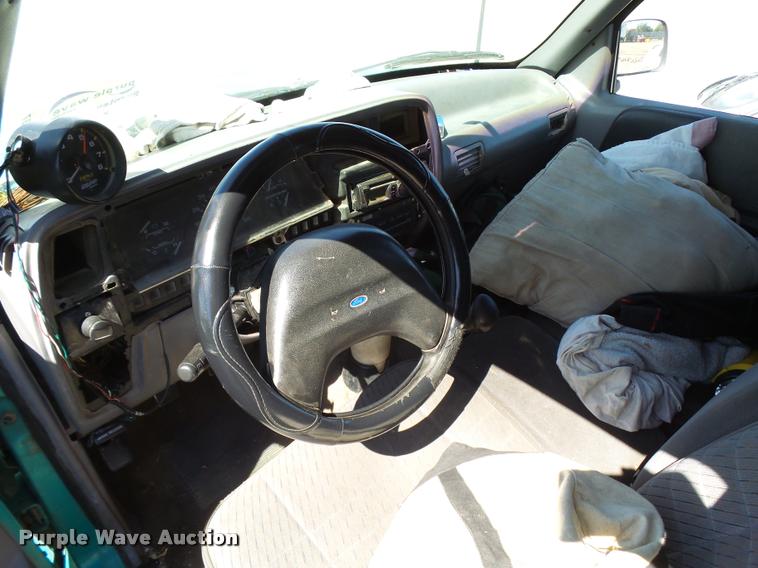 image for item L2737 1994 Ford Ranger pickup truck