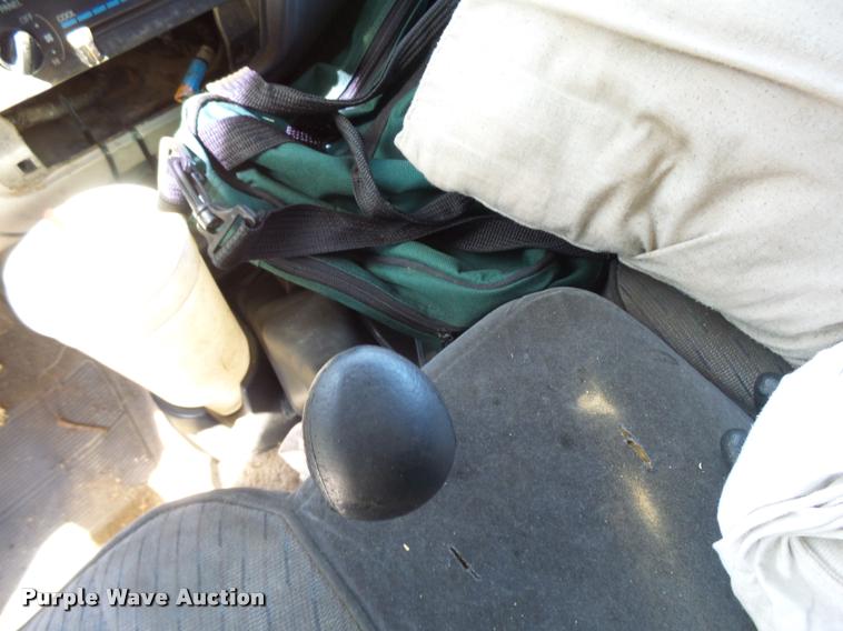 image for item L2737 1994 Ford Ranger pickup truck