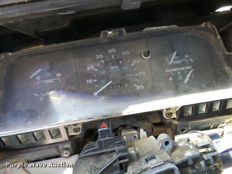 image for item L2737 1994 Ford Ranger pickup truck