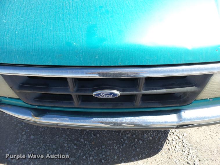 image for item L2737 1994 Ford Ranger pickup truck