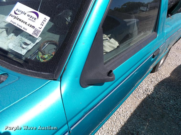 image for item L2737 1994 Ford Ranger pickup truck