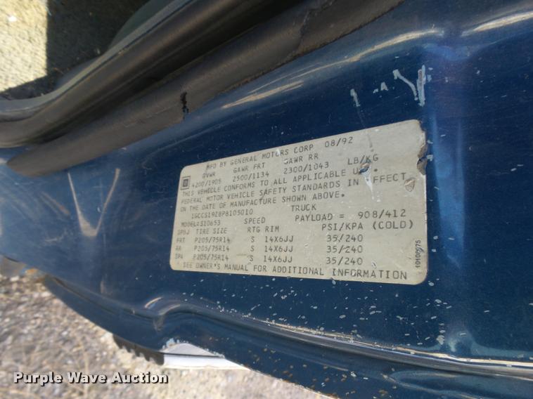 image for item L2739 1993 Chevrolet S10 Ext. Cab pickup truck