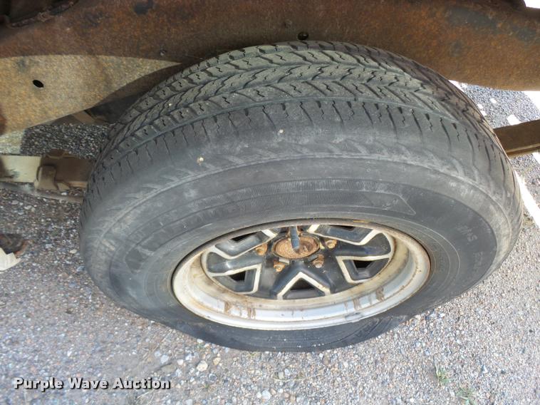 image for item L2739 1993 Chevrolet S10 Ext. Cab pickup truck