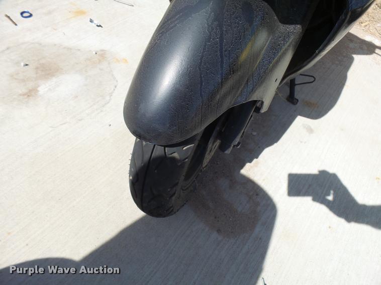 image for item L2740 2014 Bashan scooter