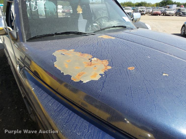 image for item L2742 1995 Dodge Ram 1500 Club Cab pickup truck