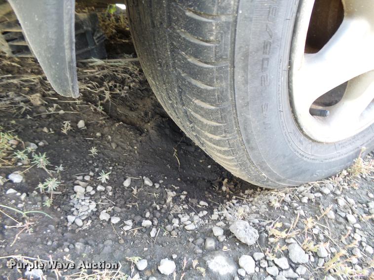 image for item L2743 1998 Toyota Camry