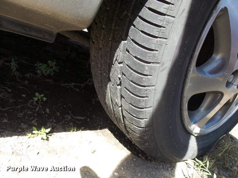 image for item L2743 1998 Toyota Camry