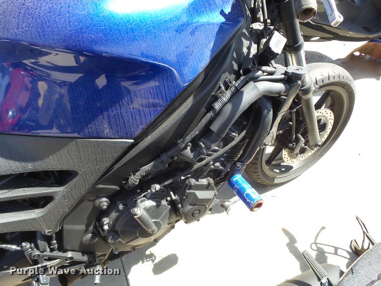 image for item L2744 1992 Honda CBR600F4 motorcycle