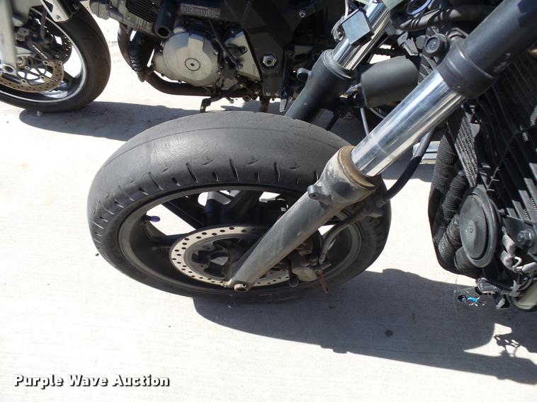 image for item L2744 1992 Honda CBR600F4 motorcycle