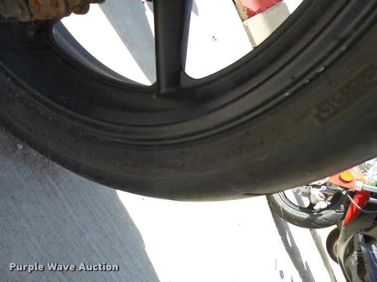 image for item L2744 1992 Honda CBR600F4 motorcycle